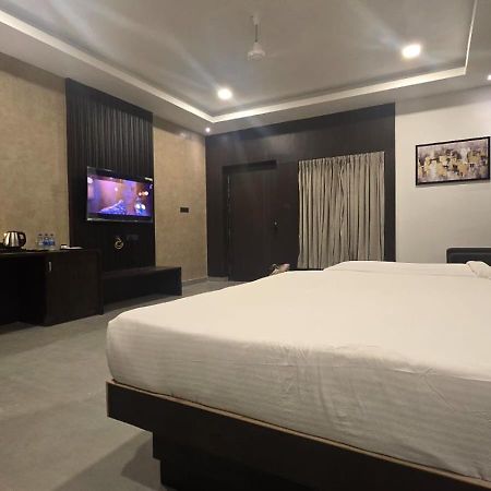 D Wayfarer Inn Resort إرود المظهر الخارجي الصورة