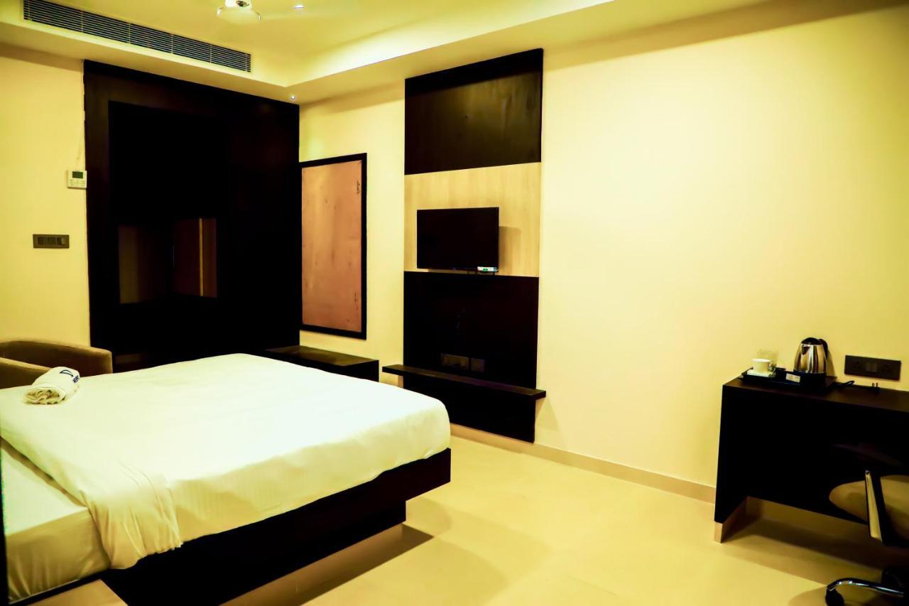 D Wayfarer Inn Resort إرود المظهر الخارجي الصورة